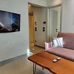 Rizes Suites Skg